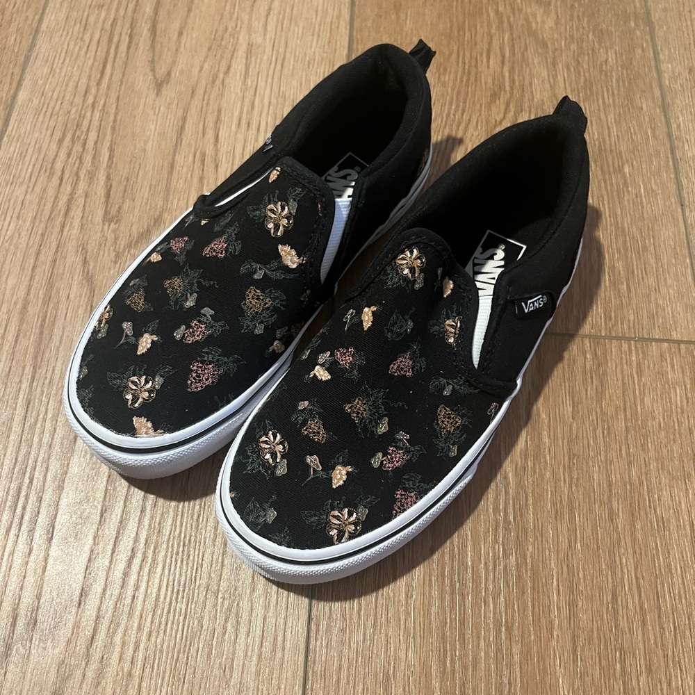 Vans Black Floral Pattern Slip-Ons Size 2